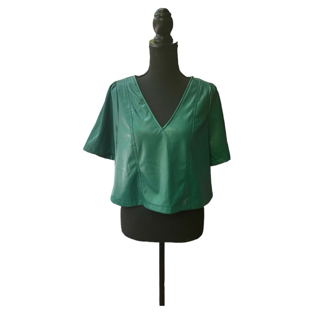 NWOT NSR lather green top